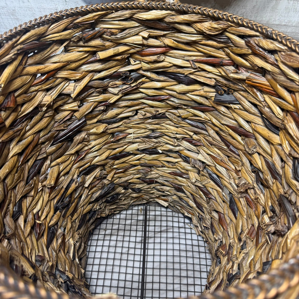 Basket interior view