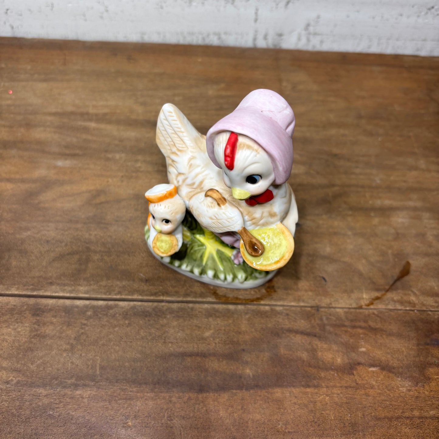 Vintage Porcelain Mother Hen And Baby Chick Figurine