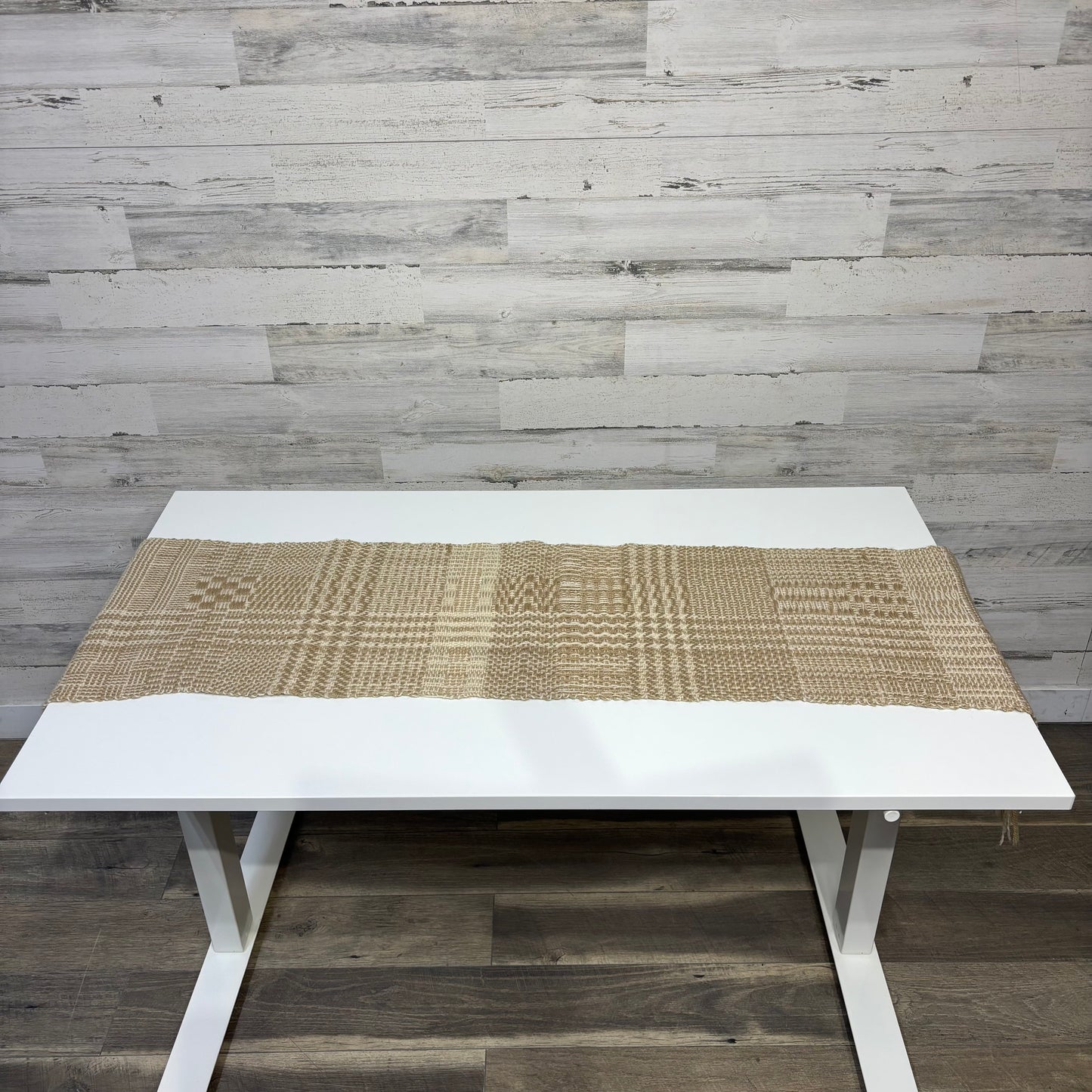 Sweater Style Table Runner