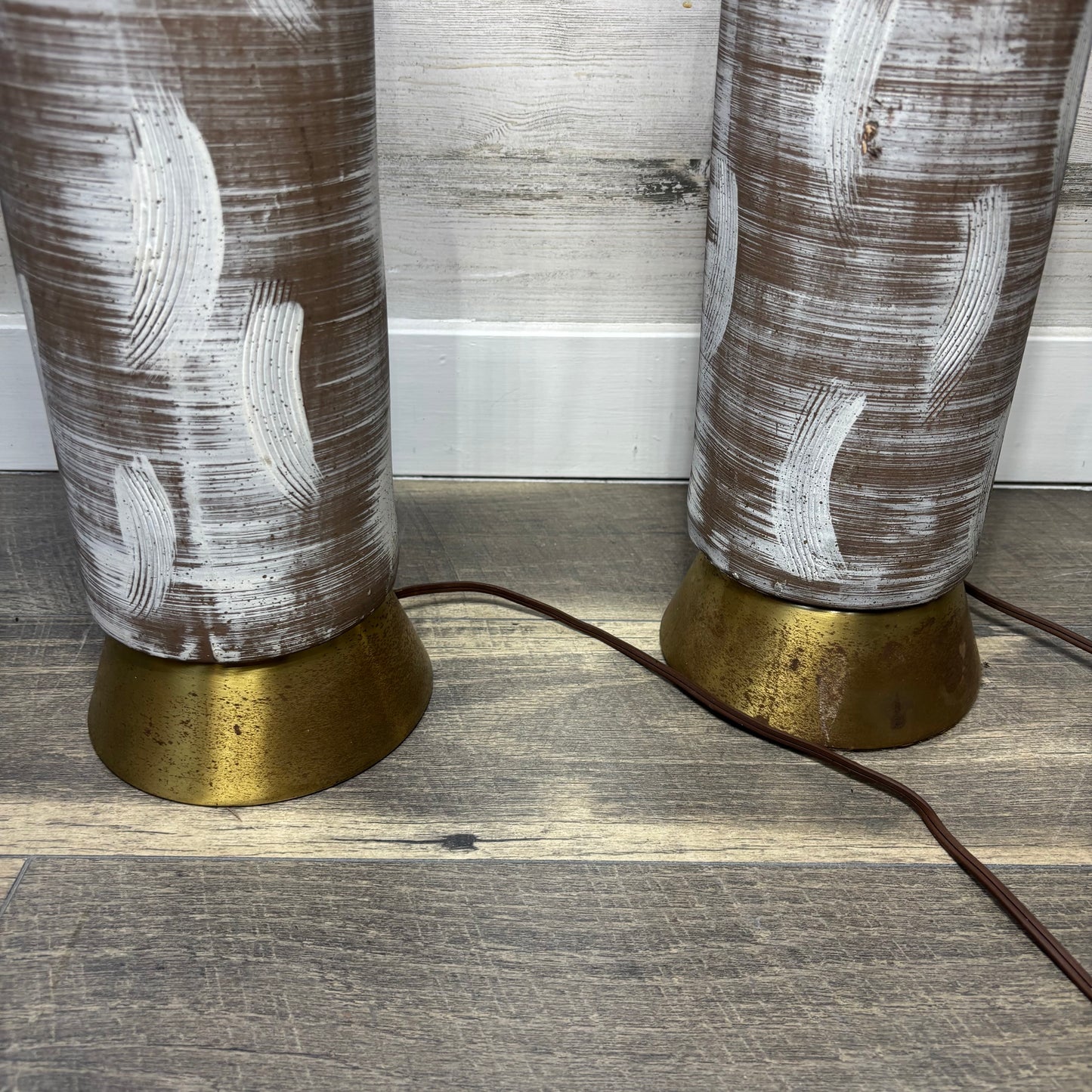 Vintage Design Technics Influenced Bottle Style Textured Lamp Set