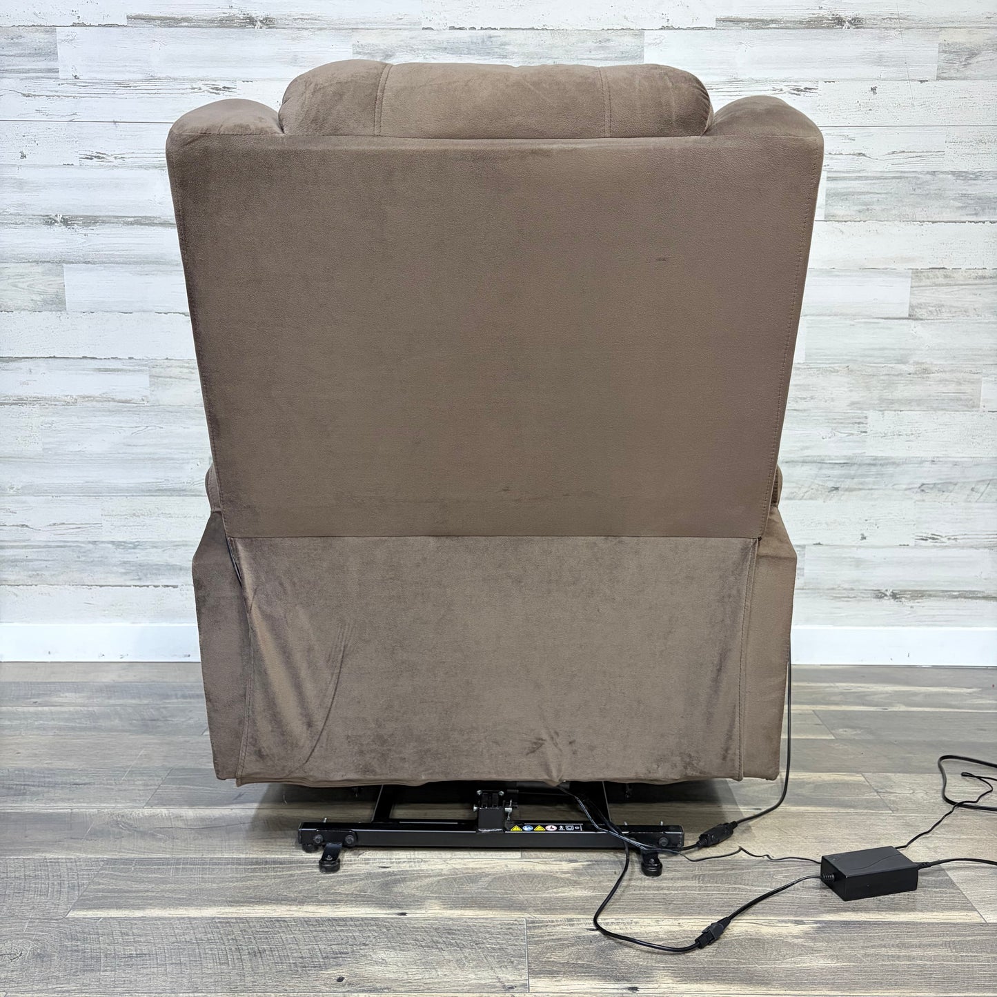 Power Lift, Recline, Heat, & Message Chair