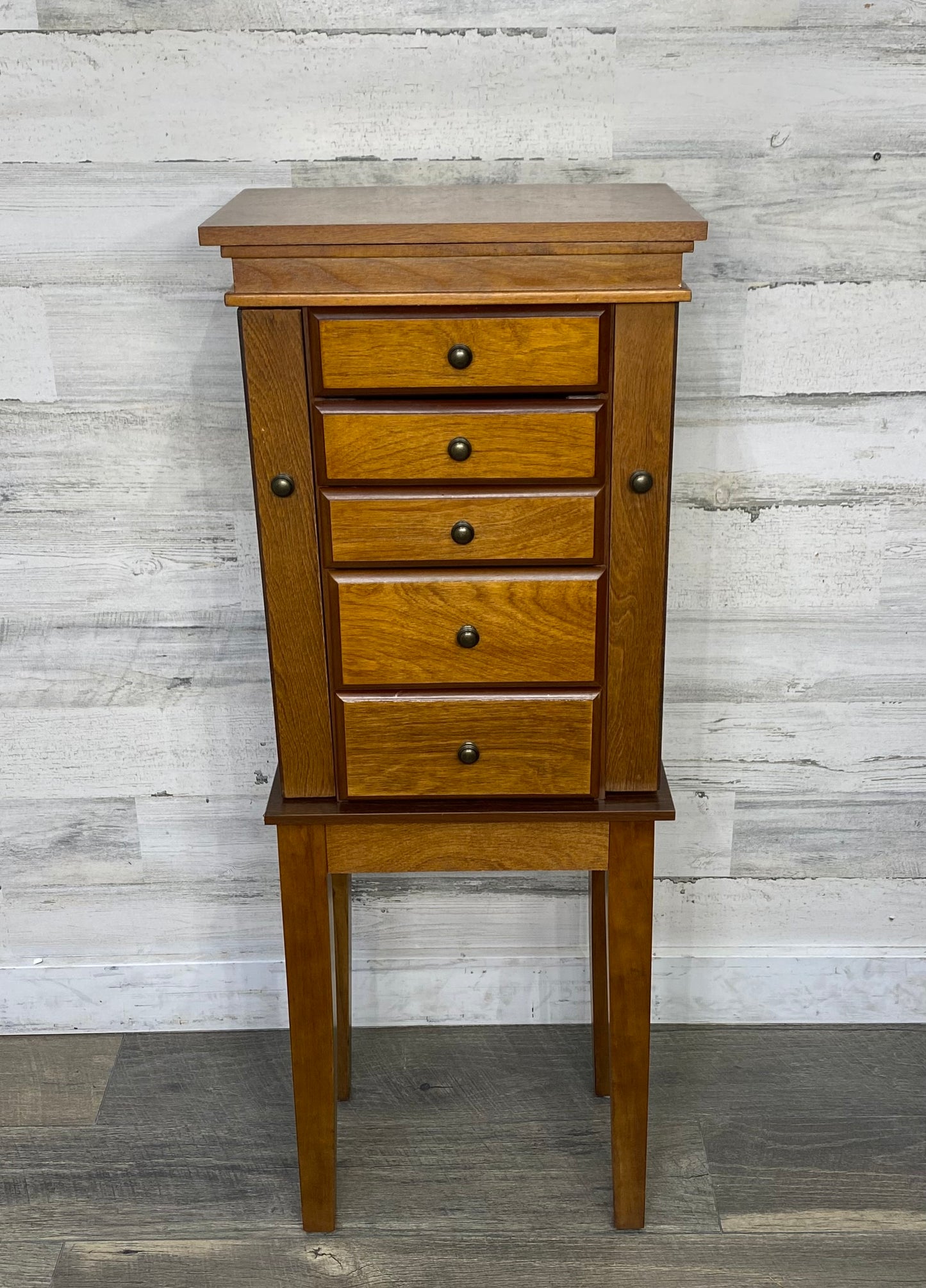 Standing Jewelry Box Dresser