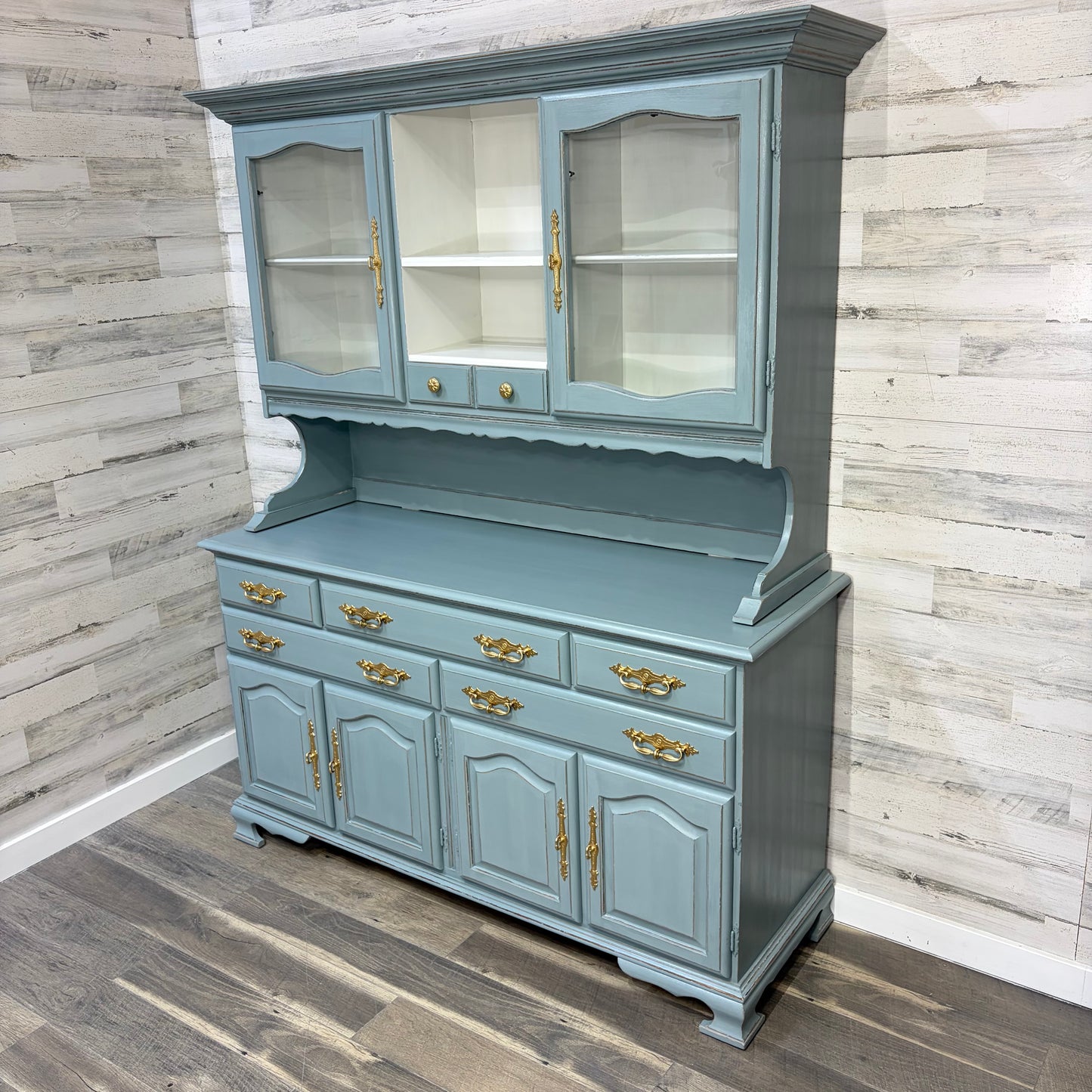 2pc Flint Ridge China Hutch