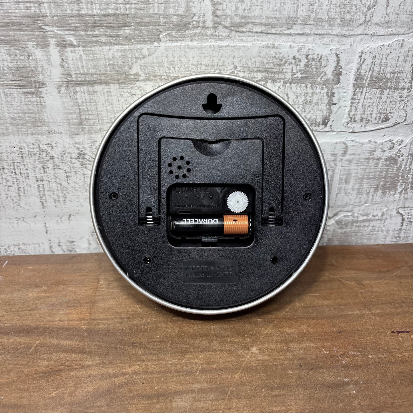 Small Gold Round Modern Clock