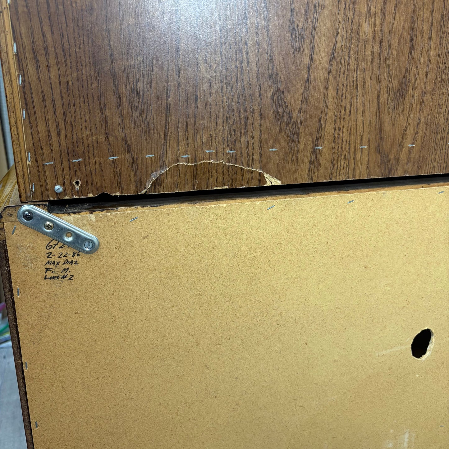 2pc China Hutch