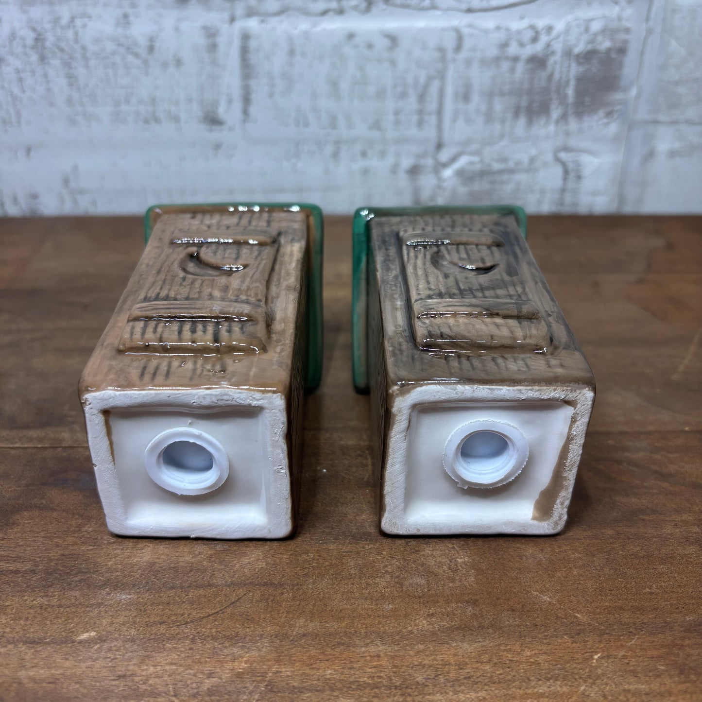 Outhouse Salt & Pepper Shakers Set