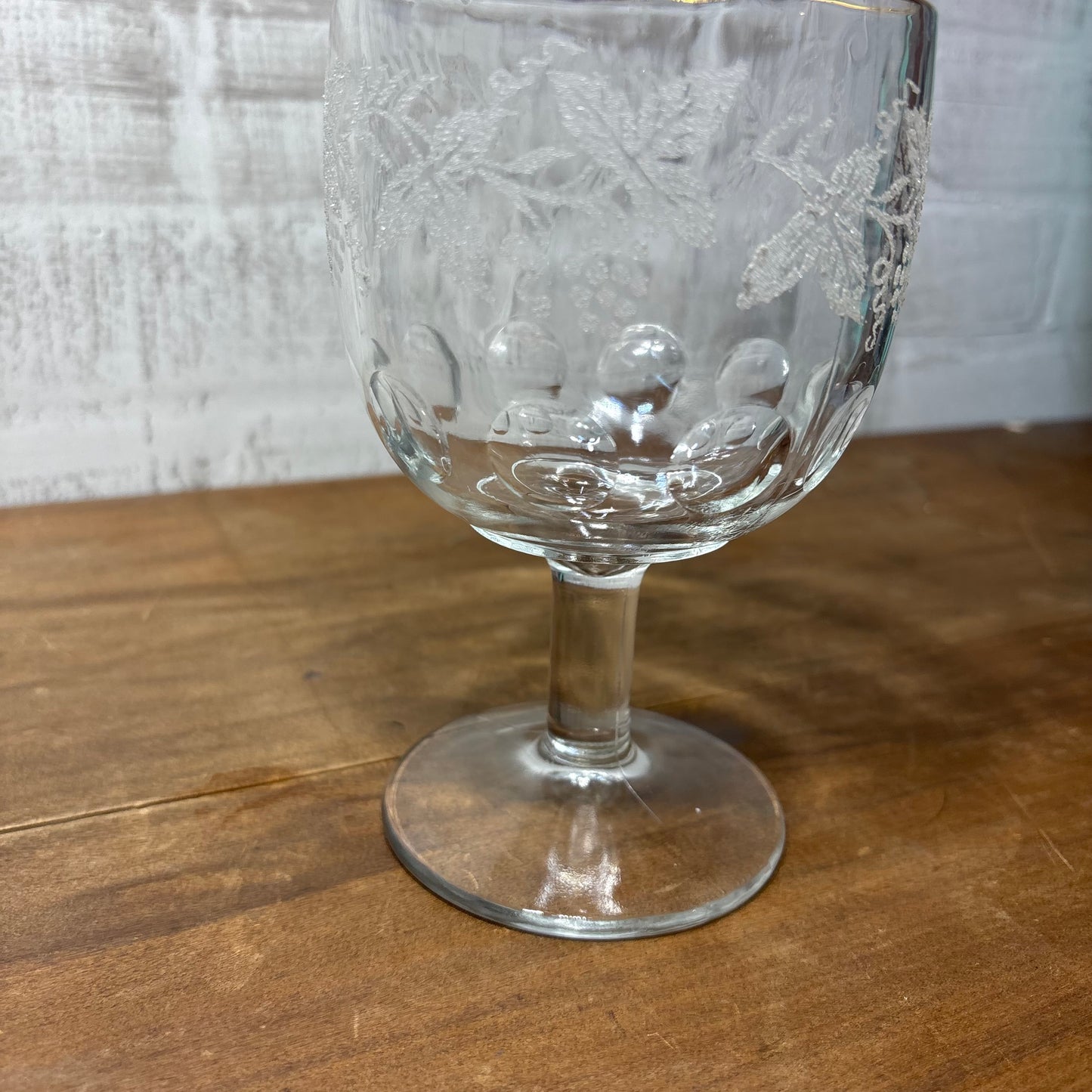 Vintage Bartlett Collins Etched Grapes Thumbprint Goblet Wine Glass