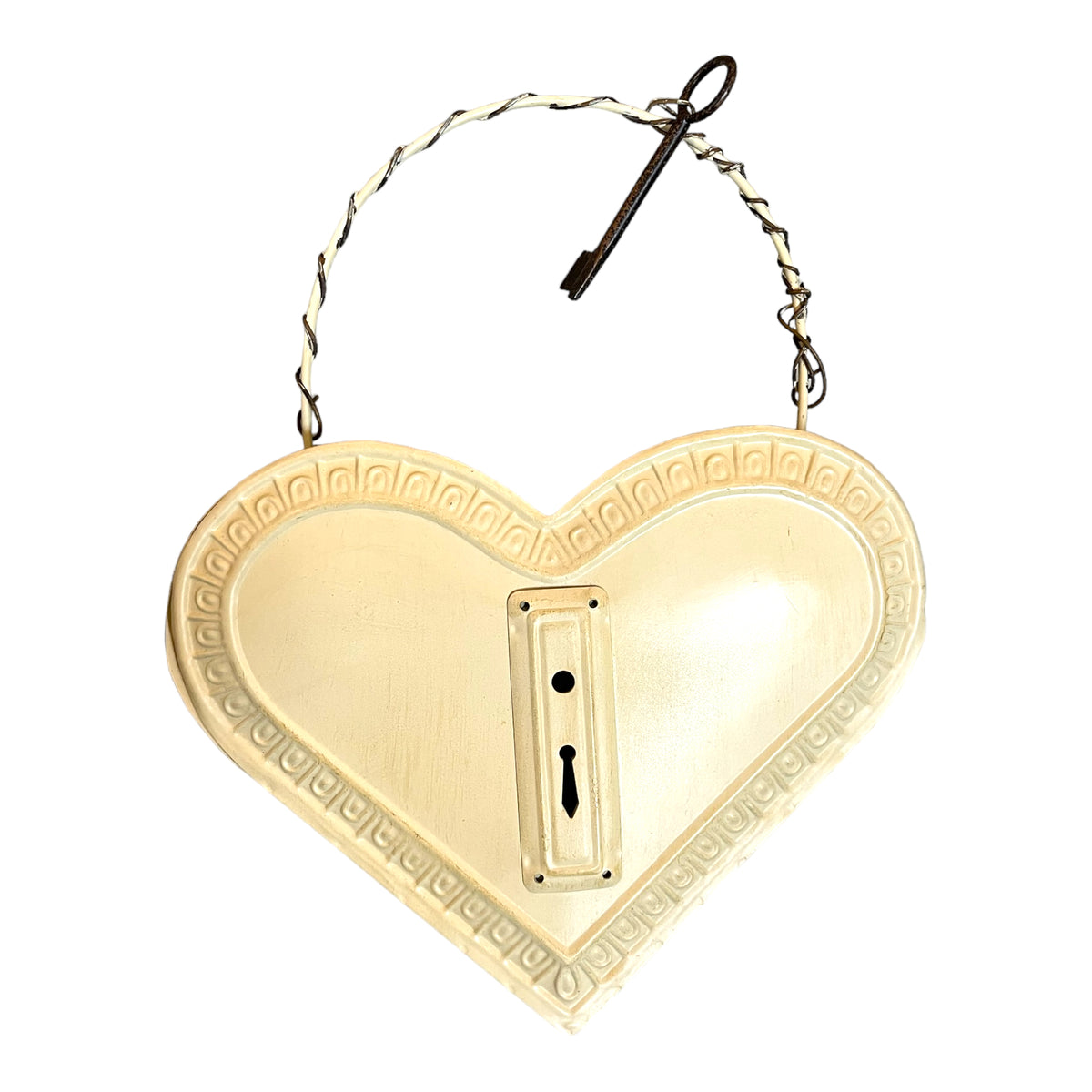 Vintage Metal Heart With Pocket – Post Furnishings