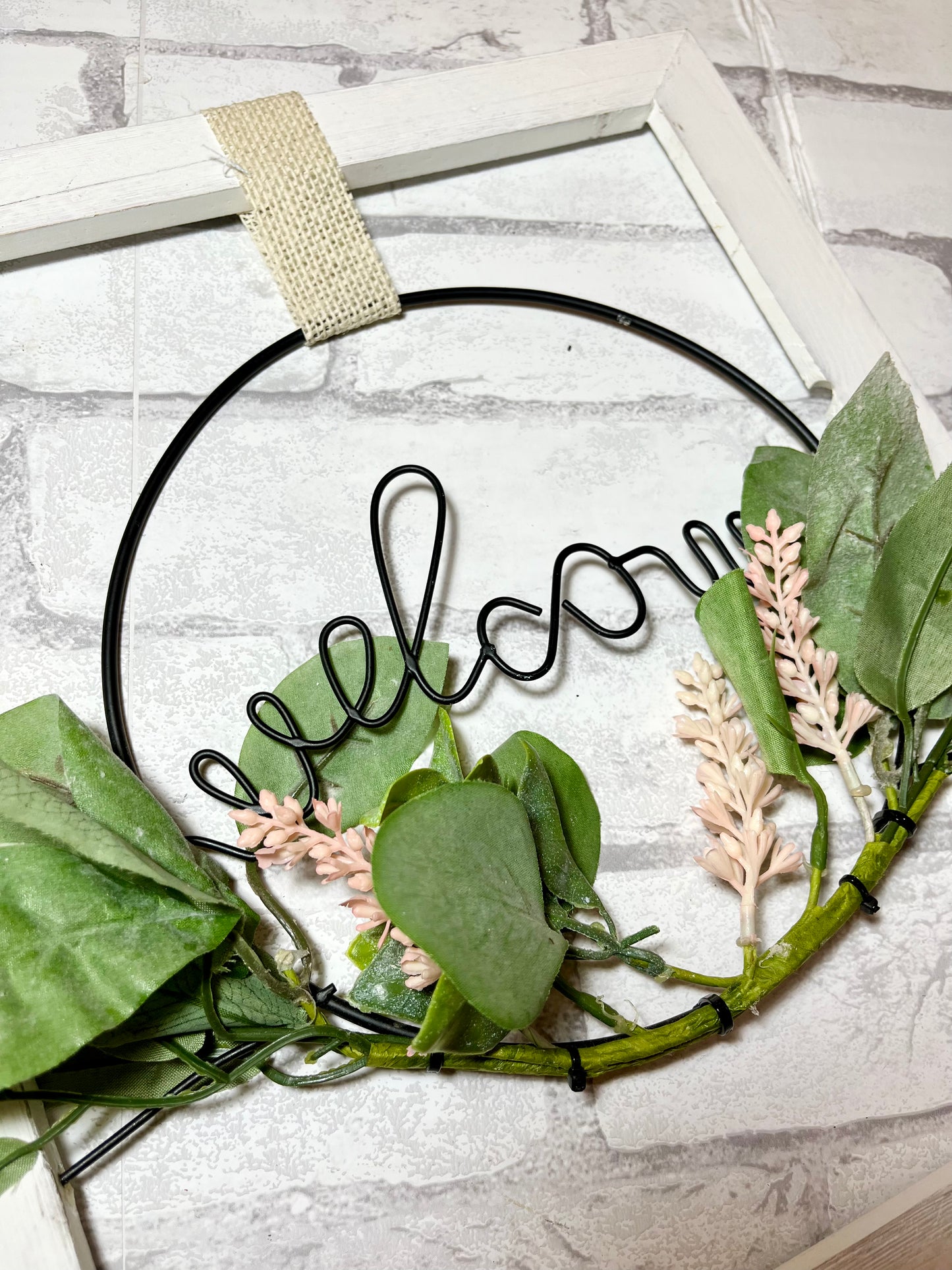 Hanging “Welcome” Sign Wreath