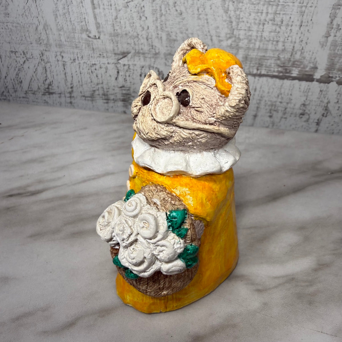 Bekka bear figurine, side view