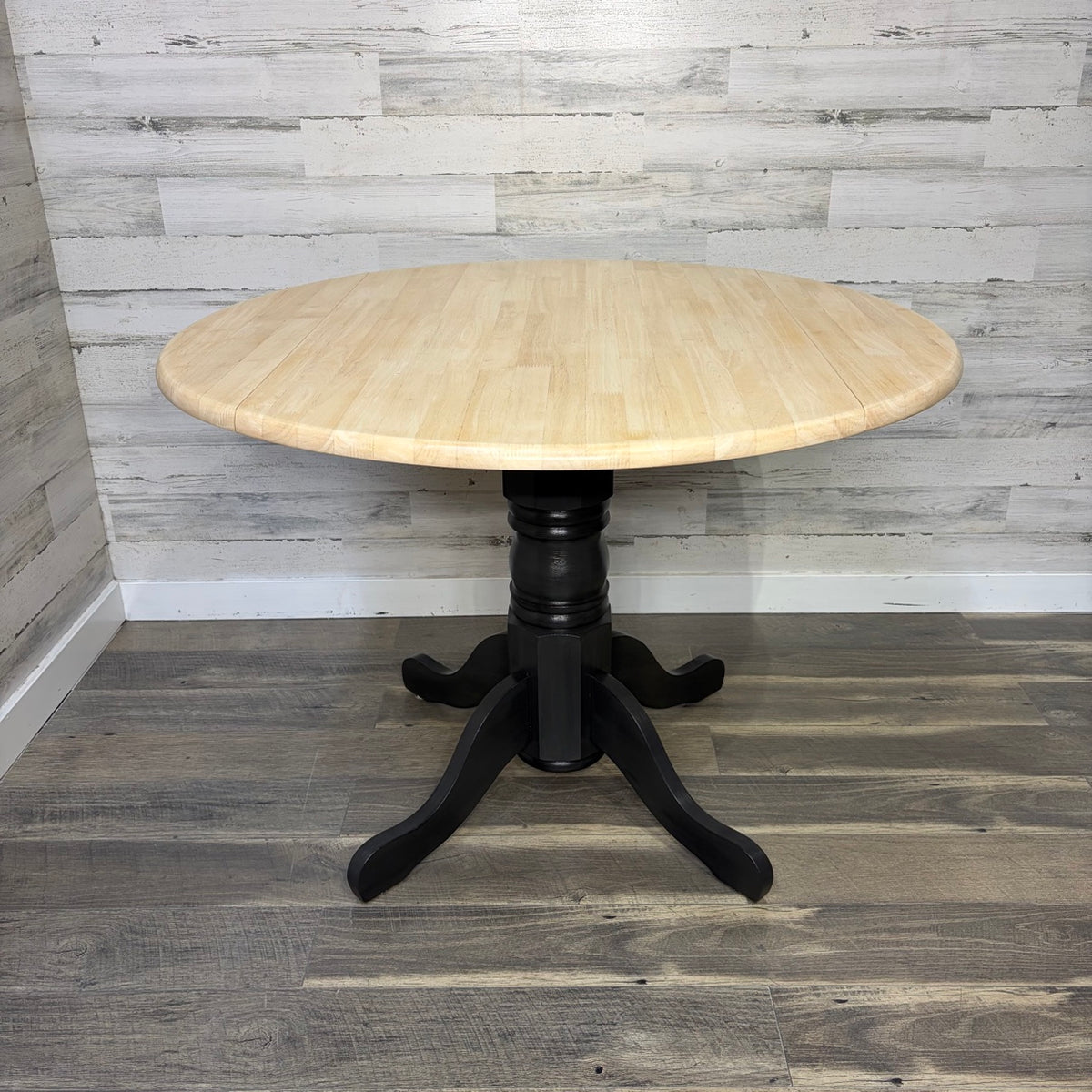 Drop leaf table fully open, front view