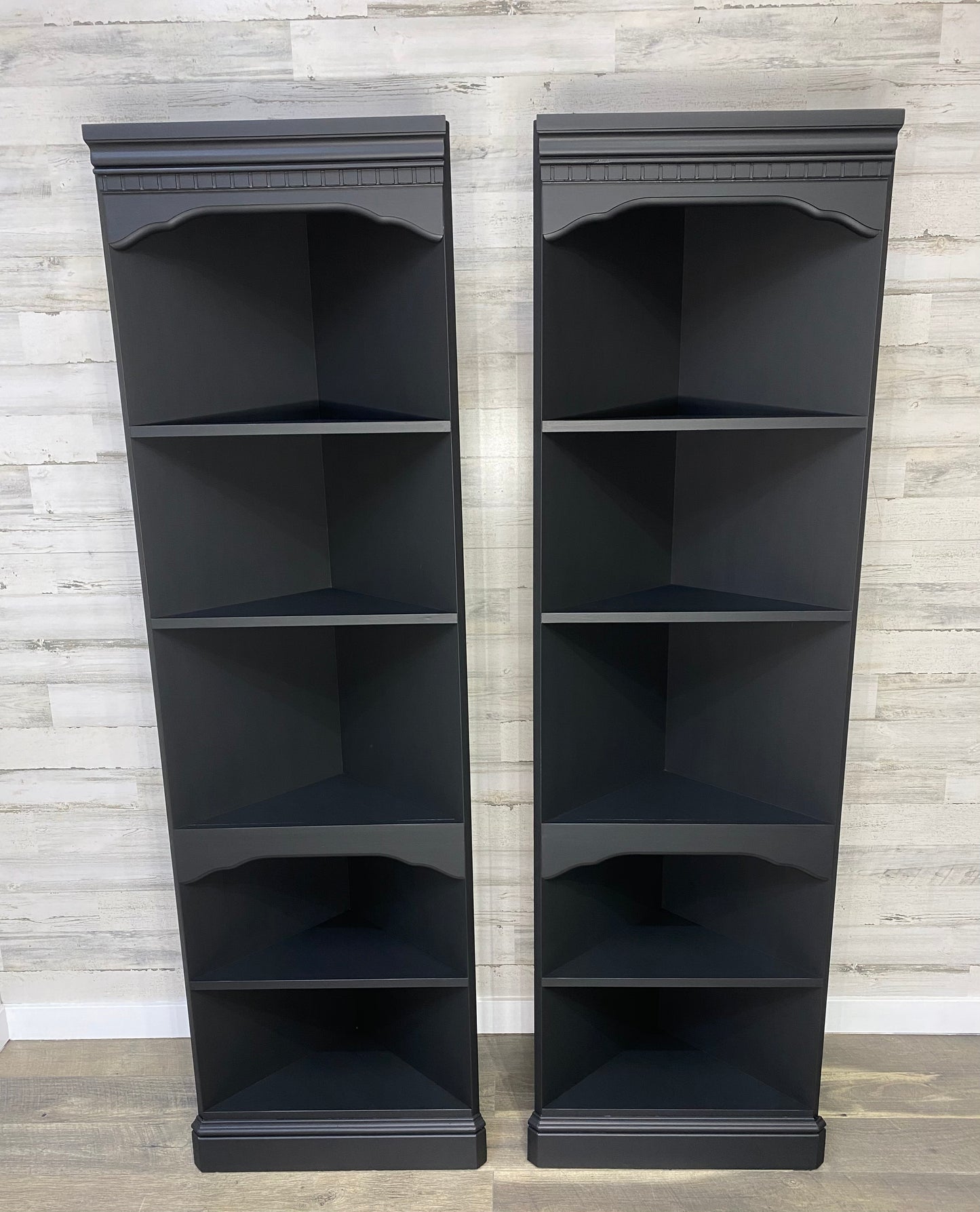 Set Of 2 Corner Bookshelves