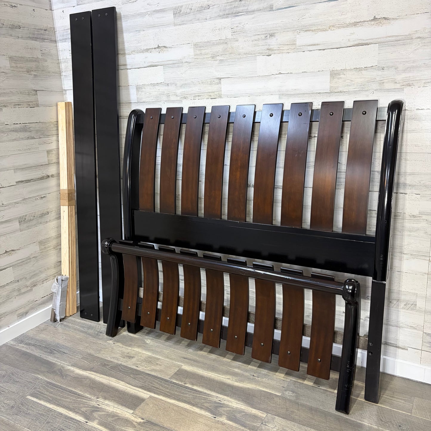 4pc Queen Bedroom Set