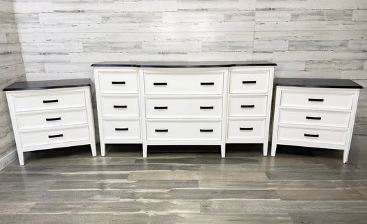White 3pc Dresser & Nightstand Set