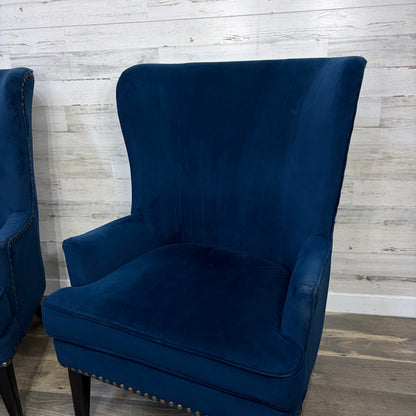 single chair, three-quarter front view