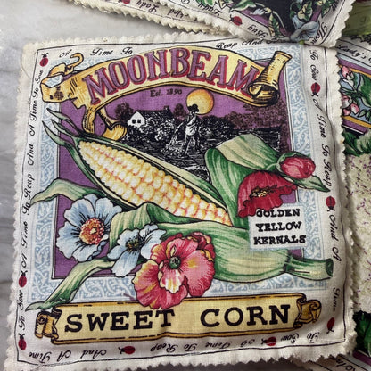 Moonbeam sweet corn print pot holder