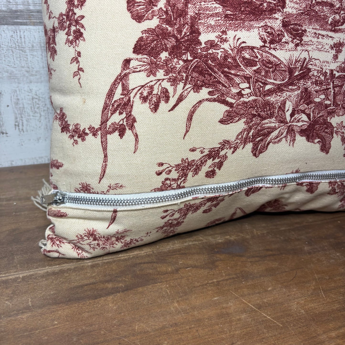 Country Red Rooster Throw Pillow