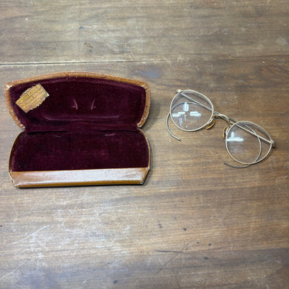 Antique Spectacles Reading Glasses Picture Frame