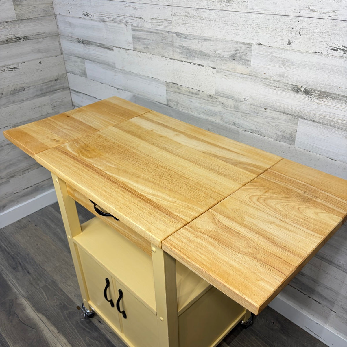 Kitchen island cart on wheels