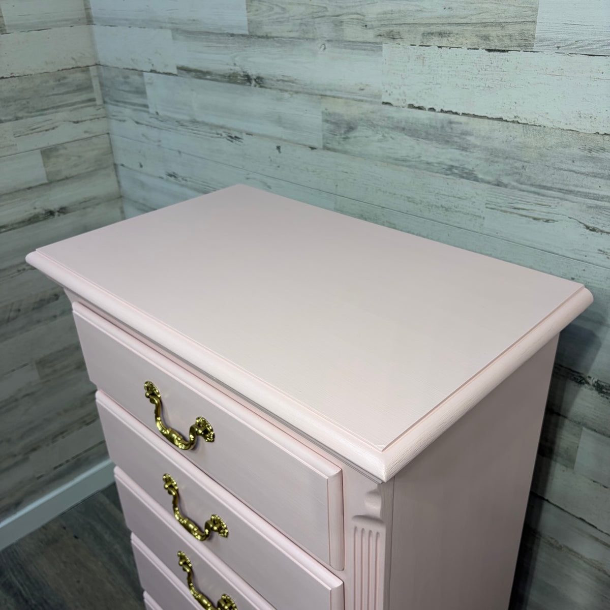 Dresser top surface
