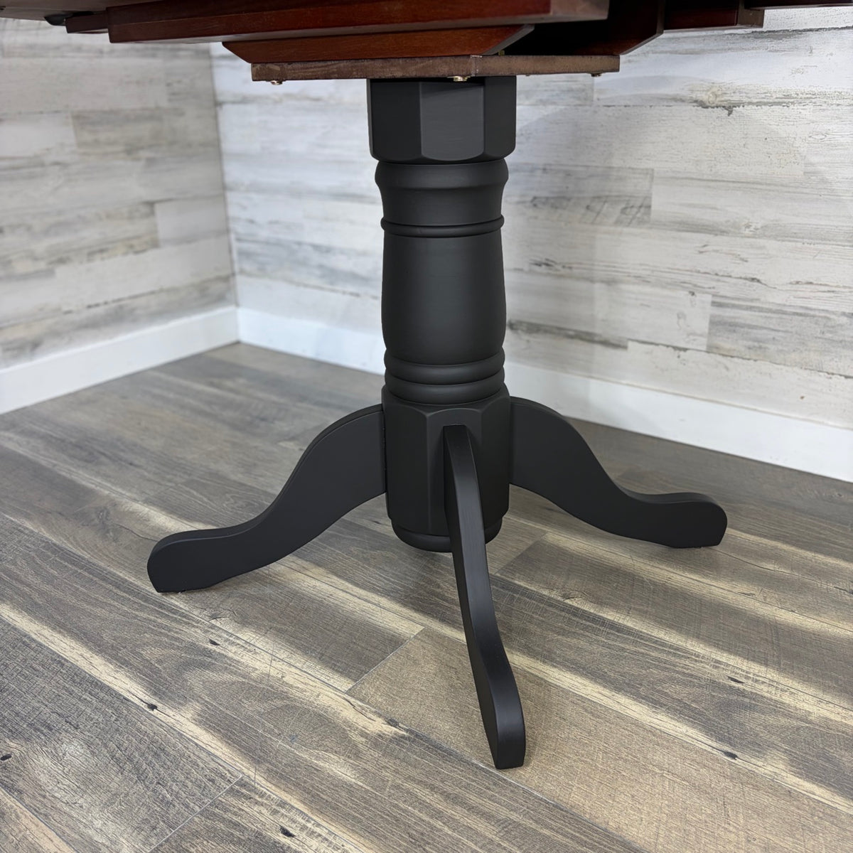 Round Double Drop Leaf Dining Table