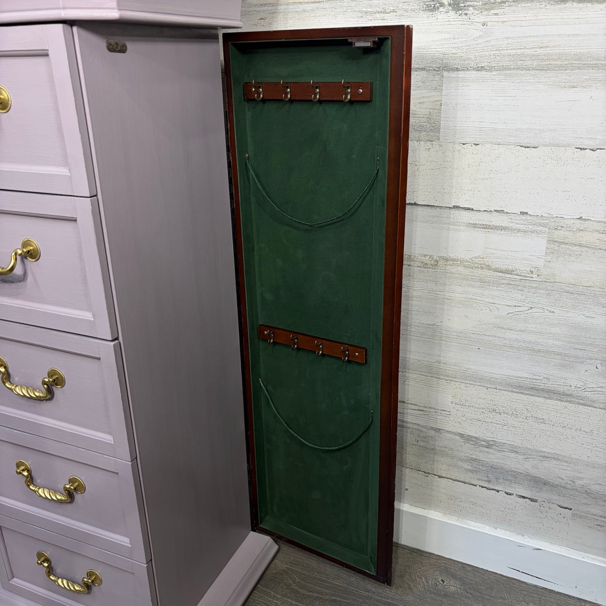 Refinished jewelry cabinet lavender — photo 8