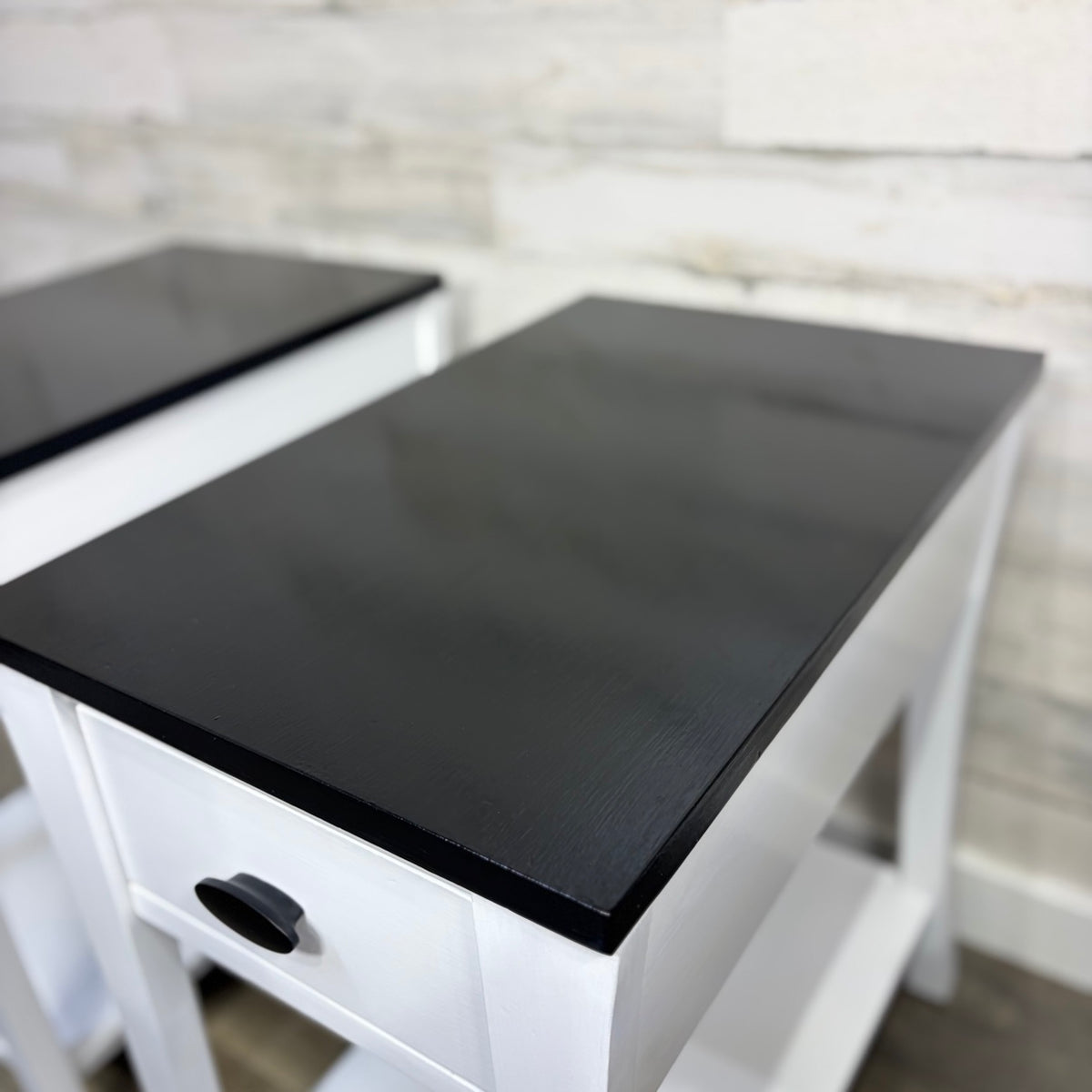 Refinished nightstands set of 2, white with black tops