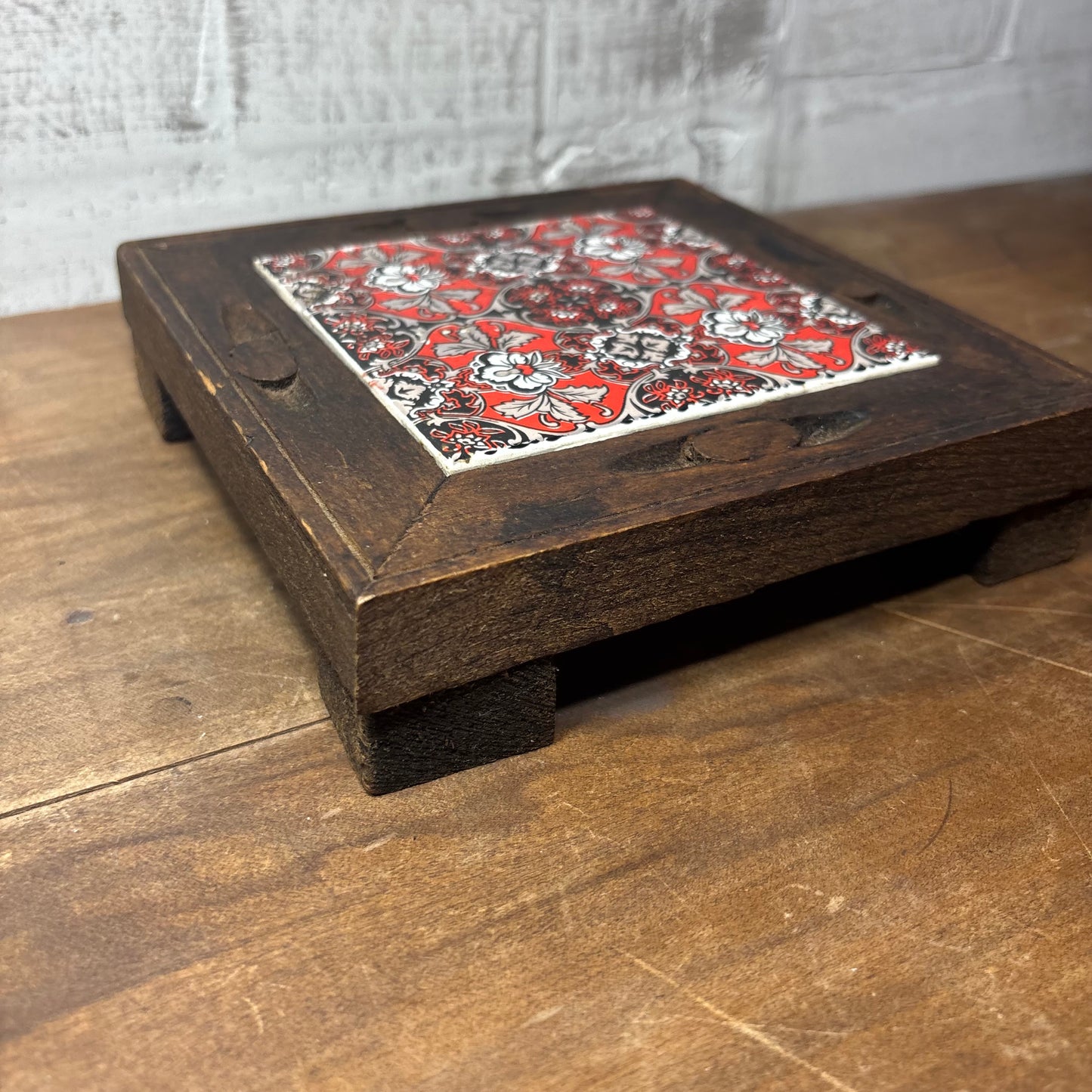 Vintage Square Red Tile Wooden Trivet