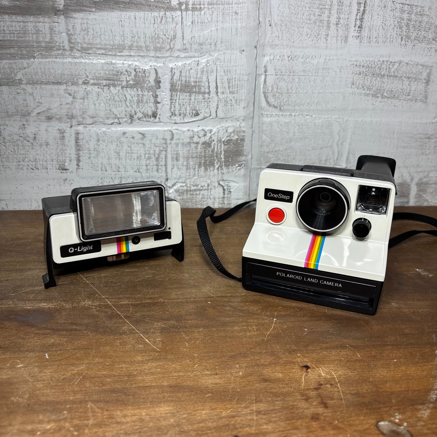 Vintage Polaroid OneStep Land Camera with Q-Light Flash Untested