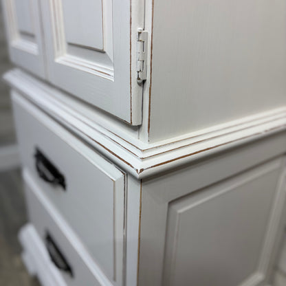 light distressing detail on cabinet corner