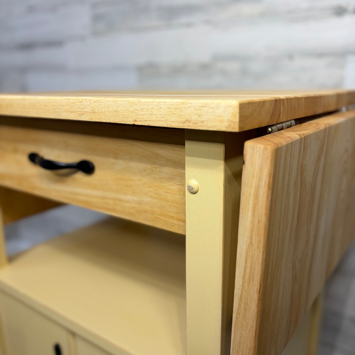 Kitchen island cart on wheels
