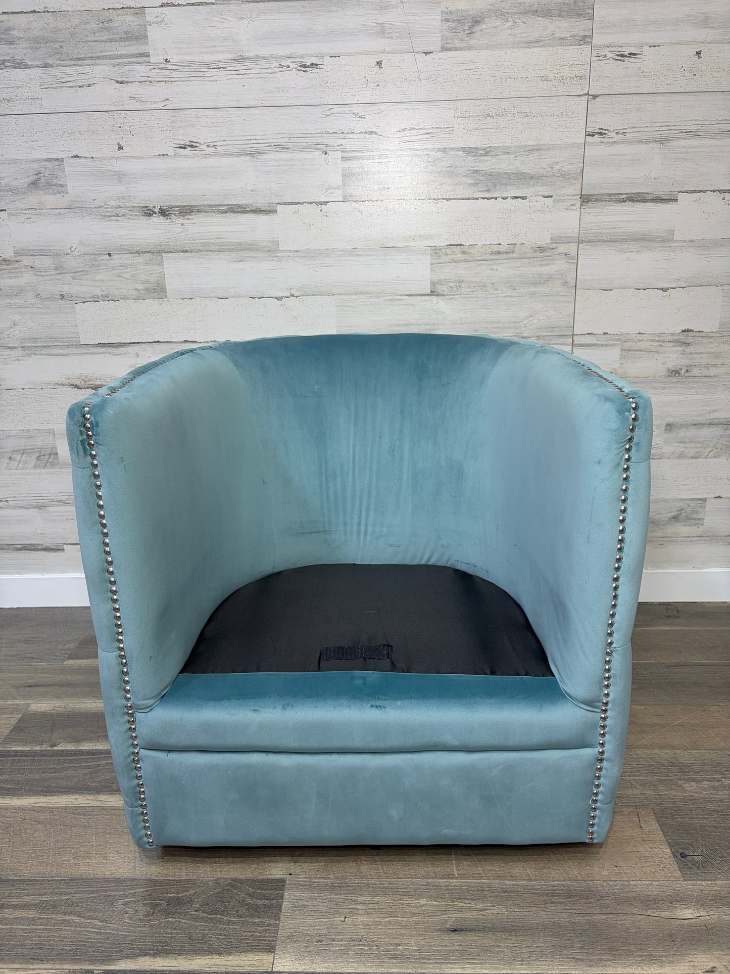 Blue Accent Barrel Chair