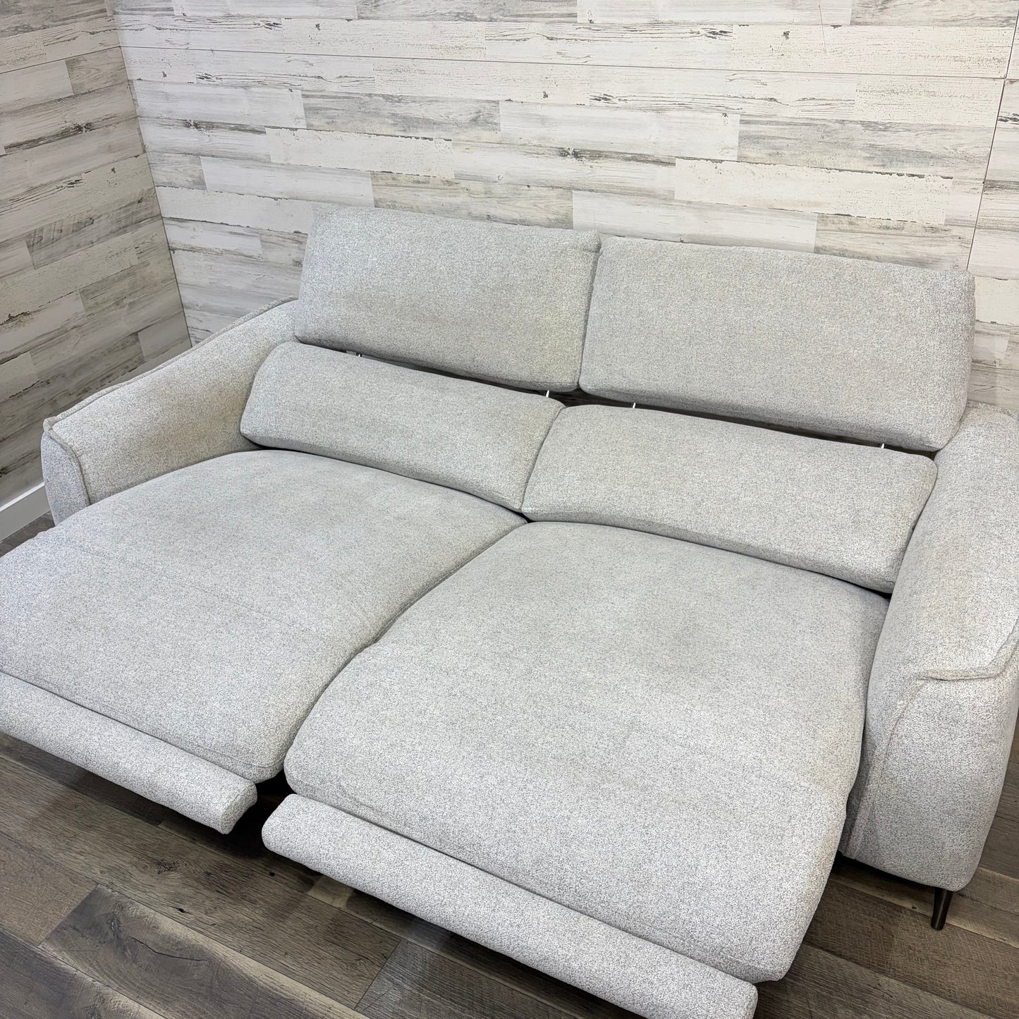 Svana Power Reclining Sofa Couch
