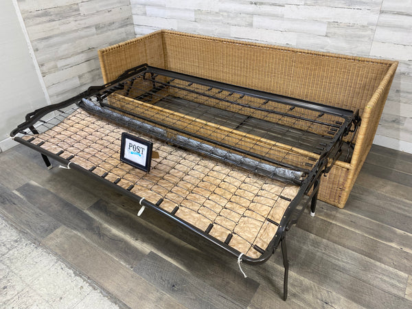 Wicker Hide A Bed Couch