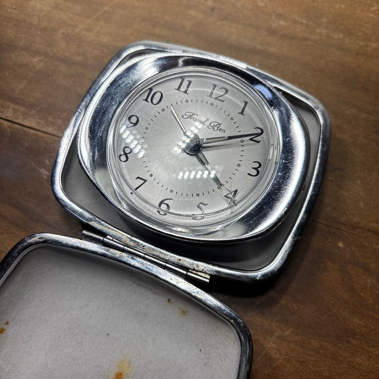 Vintage “Travel Ben” Travel Desk Clock W/ Black Case