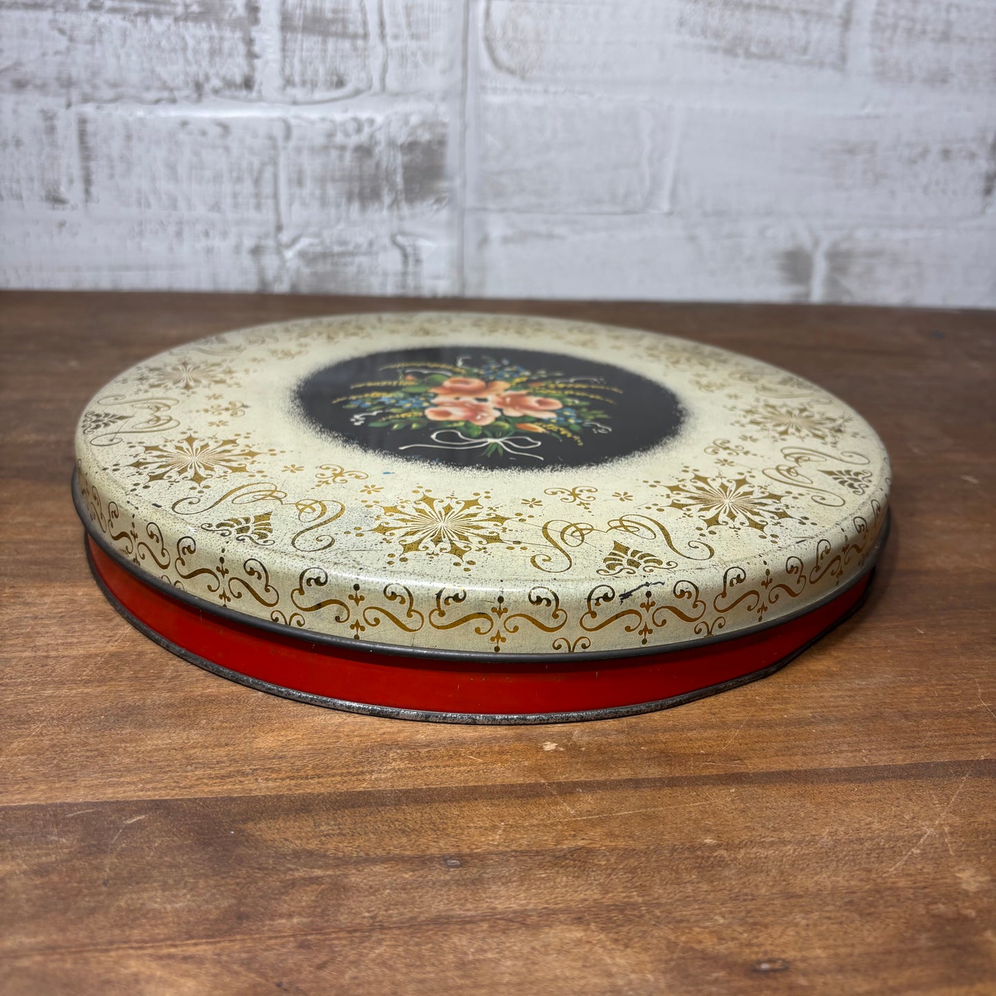 Antique Floral Round Tin/ Candy Dish