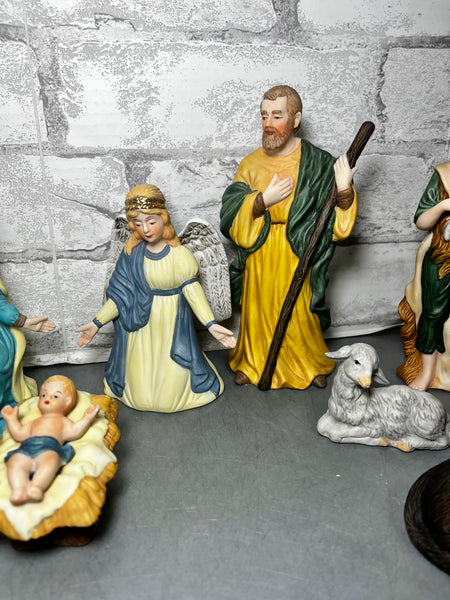 Traditions 12 Piece Porcelain Nativity Set