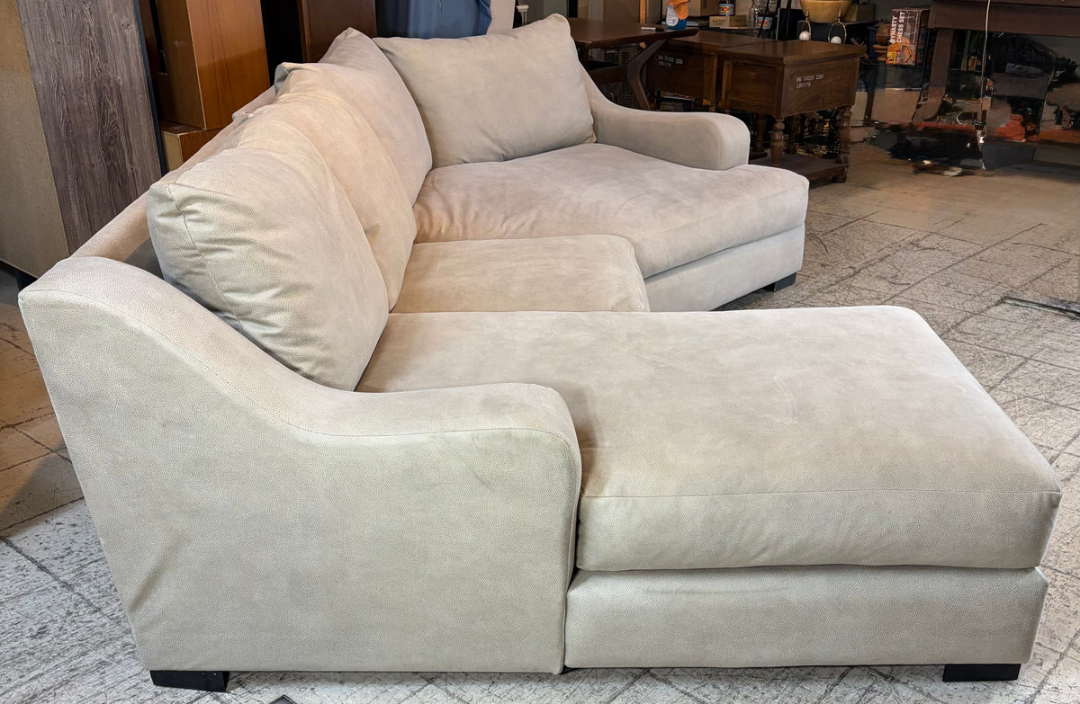 Stanton 3pc Sectional Couch
