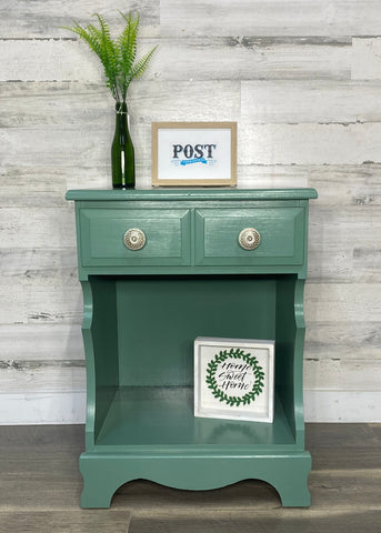 Darling Green Nightstand
