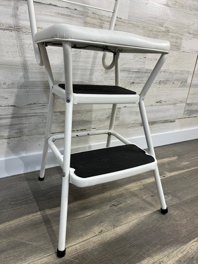 Step stool with lift up seat new arrivals