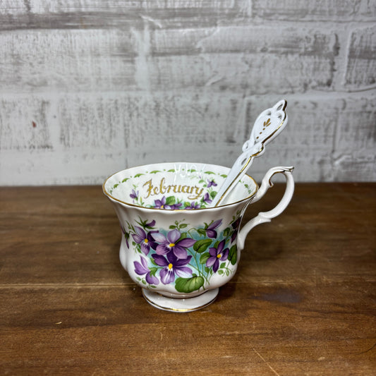 Vintage ROYAL ALBERT Tea Cup February Violet