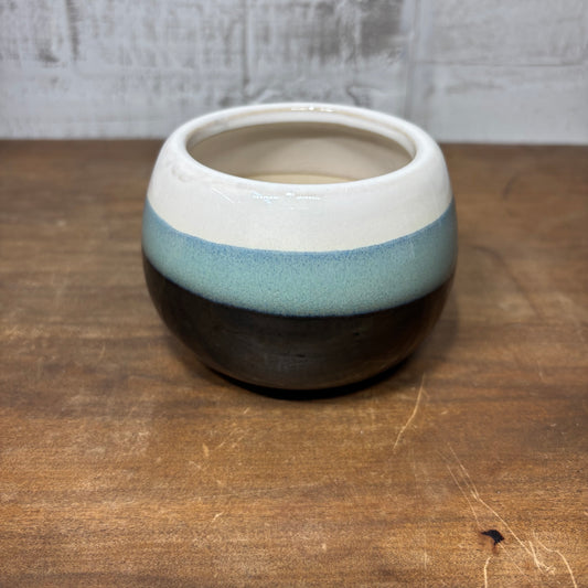 Small Circular Pot