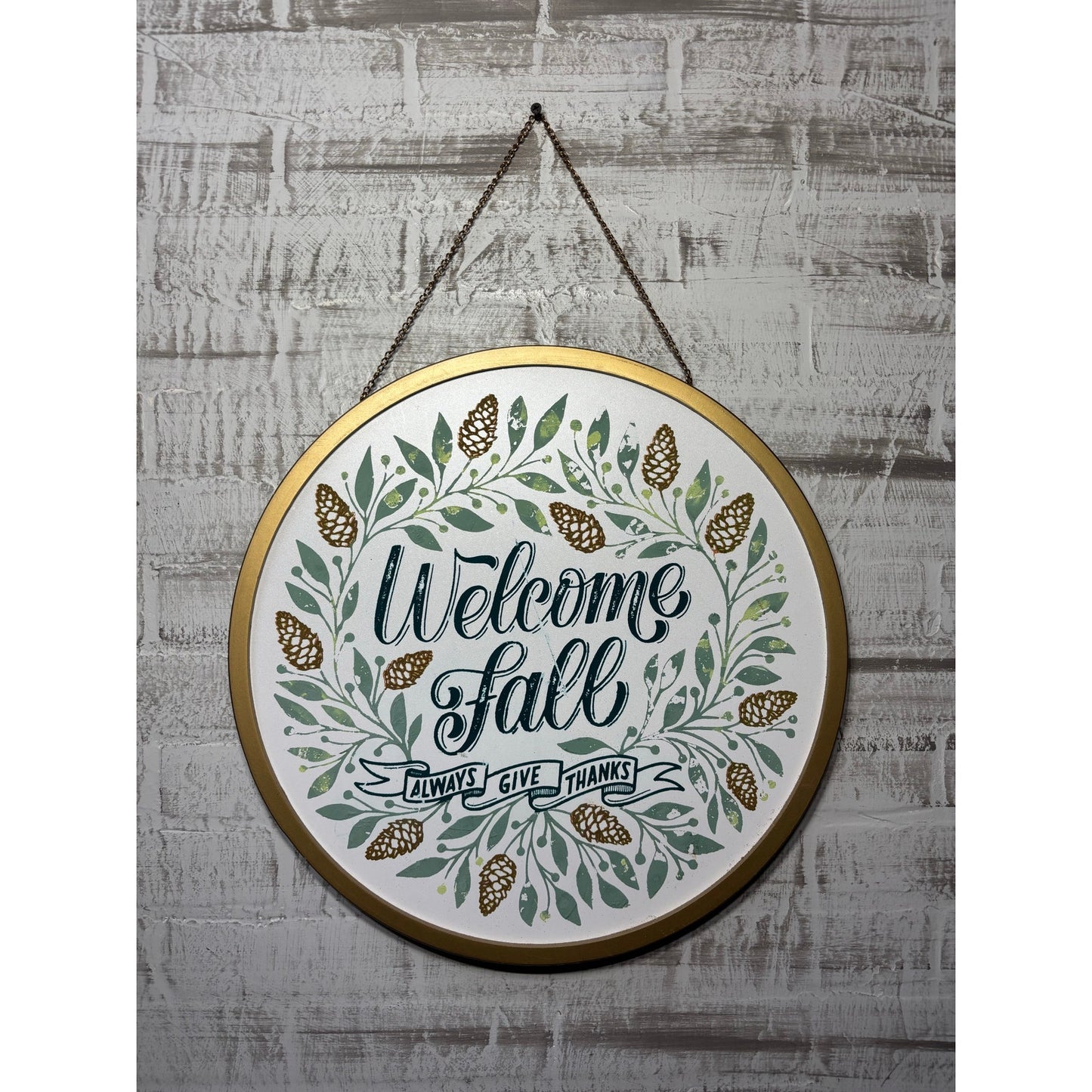 “Welcome Fall” Gold Circular Sign