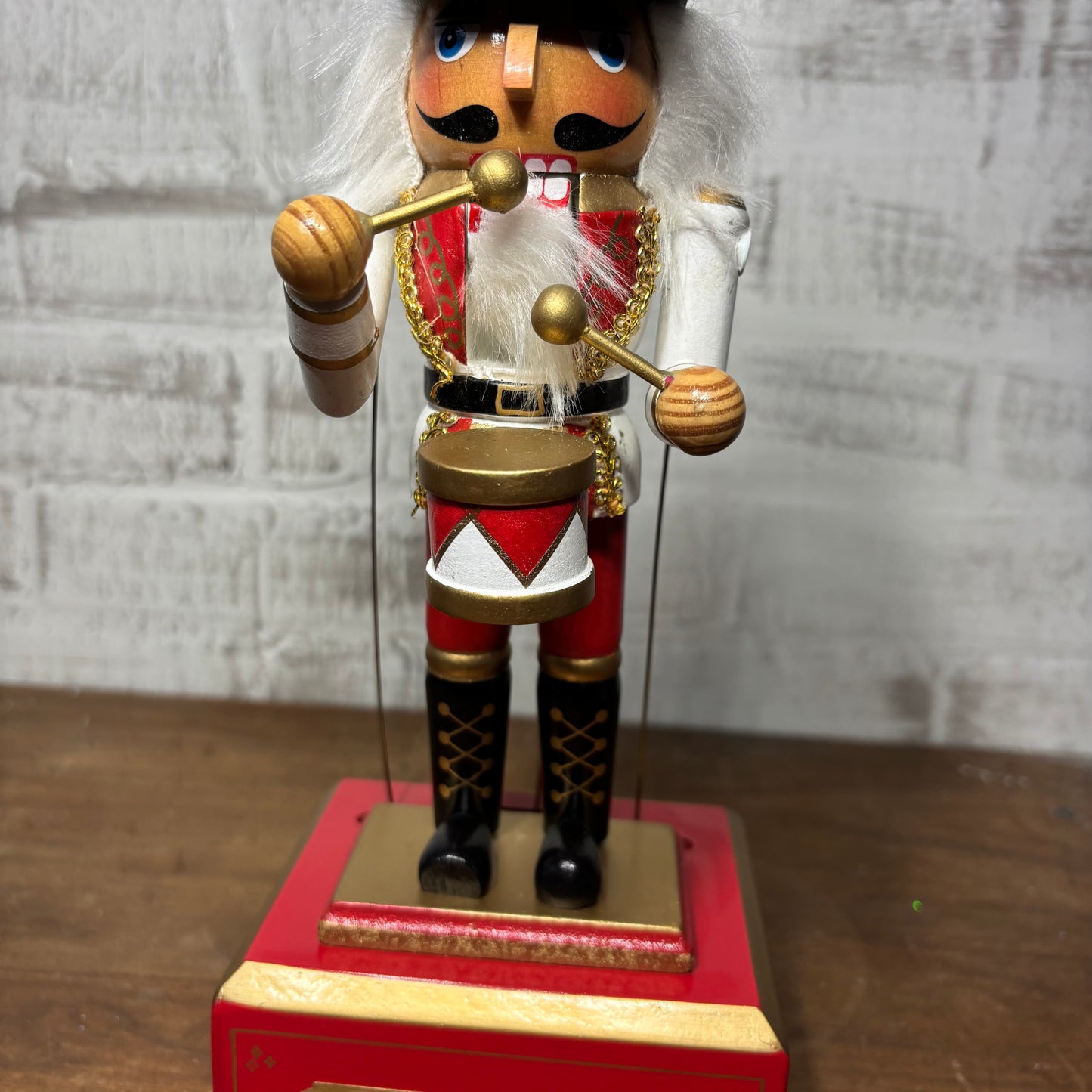 FOA Schwarz 12 Inch Wooden Musical Prince Nutcracker