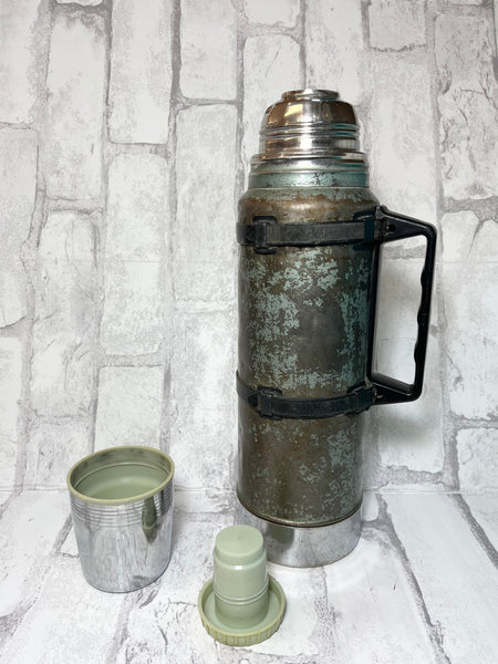 Vintage Stanley Aladdin 32 Ounce Thermos