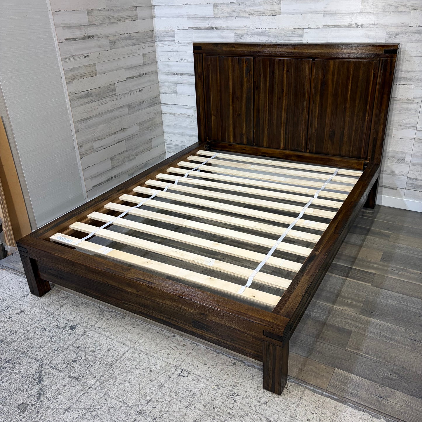 Rustic Wood Queen Bedframe