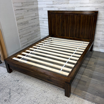 Rustic Wood Queen Bedframe