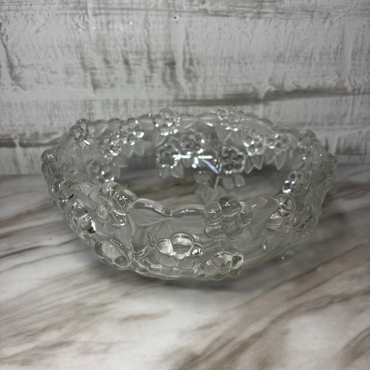 Vintage Mikasa Carmen Glass Serving Bowl