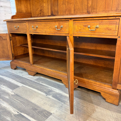 Ethan Allen Hutch Old World TreasuresStep