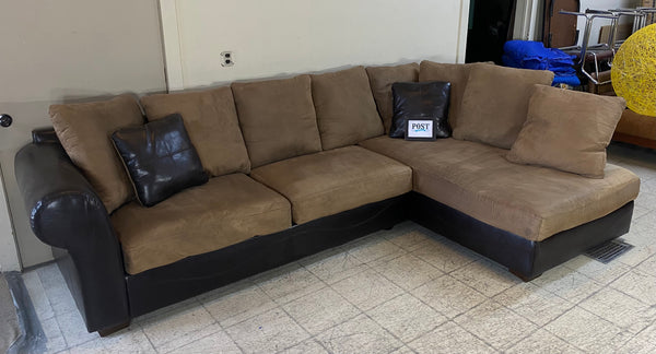 Brown 2pc Sectional Couch